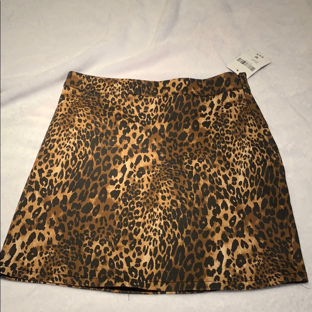 Cheetah print short skirt forever 21